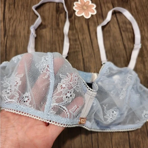 NWT Revolve Daydream Nation Secrets Keyhole Bralette in Powder Blue XS or Small